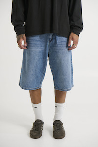 Mens Denim: Flint Baggy Denim Jort Mid Blue