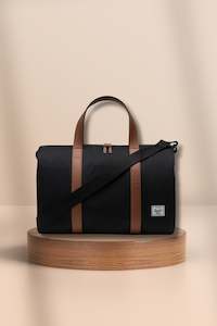 Mens Bags: Herschel Novel Carry On Duffle Black