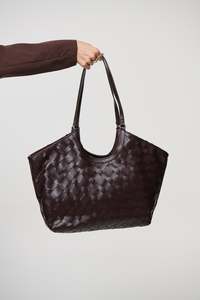Womens Bags And Shoes: Nyah Woven Bag Chocolate
