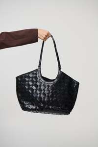 Womens Bags And Shoes: Nyah Woven Bag Black