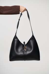Womens Bags And Shoes: Nikkola Shoulder Bag Black