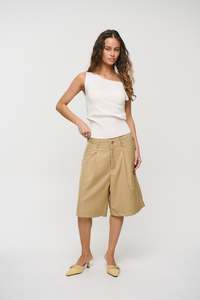 Unisex Dom Relaxed Short Sand