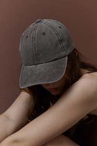 Mens Headwear: Christina Cap Chocolate