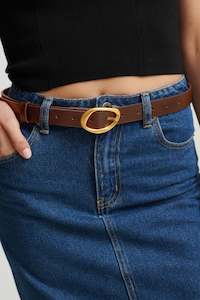 Oval Buckle Belt Brown