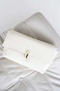 Novie Clutch White