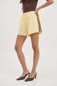 Womens Shorts: Trey Short Lemon