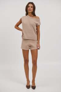 Womens Shorts: Kinny Short Latte