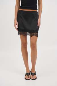 Dion Lace Skirt Black