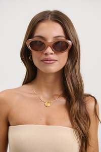 Womens Sunglasses: Kyla Oval Sunglasses Chocolate Crystal