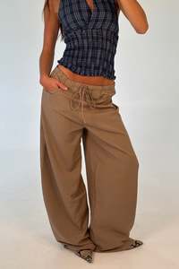 Womens Back In Stock: Aubrey Pant Latte