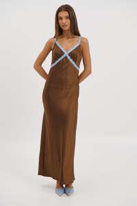 Naya Midi Dress Chocolate