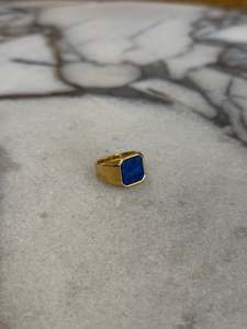 Mens: Stone Signet Ring Gold