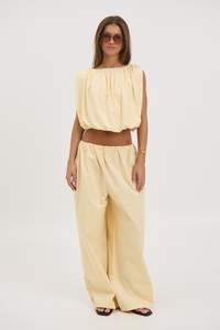 Womens: Louisa Bubble Top Lemon