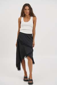 Yianni Midi Skirt Black