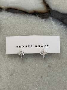 Petit Diamante Huggie Silver