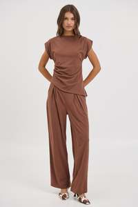 Womenssale: Sara Top Chocolate - FINAL SALE