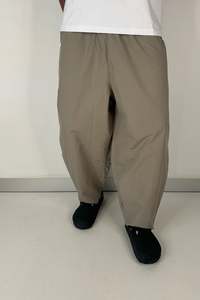 Julius Baggy Pant Khaki