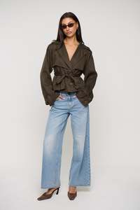 Lenore Cropped Trench Olive