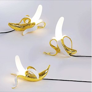 Frontpage: Banana Lamps Gold