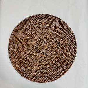 Woven: Rattan Placemat NATURAL BROWN 300mm