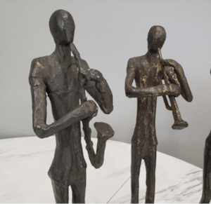 Products: 25451 Bronze Musican 40 x 40 x 180H