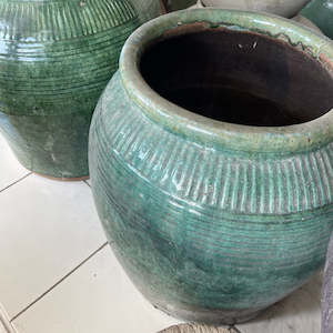 25445 Antique 300 Year Old Pot 480 x 480 x 480