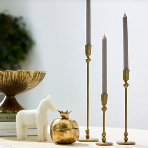 Candles: Gold Candlestick FLOWER & PLAIN