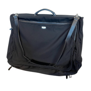 Design: Gucci - Vintage Suit Bag