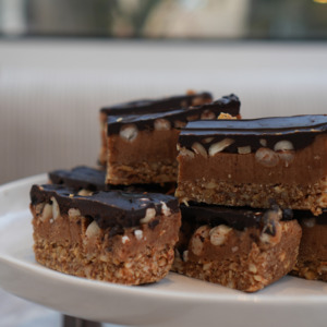 The Daily Menu: Raw Snickers Slice (GF)
