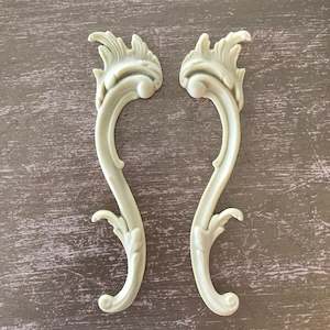 Scrolls: SC4 Small Rococo Style Scrolls