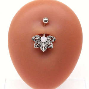 Body Jewellery: Petal Belly Button Ring