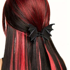 Everything Bats: Bat Wings Hair Claw