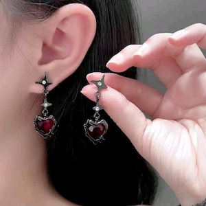 Gothic Heart Earrings