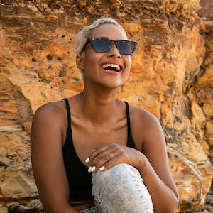 Lizette - Honey Turtle