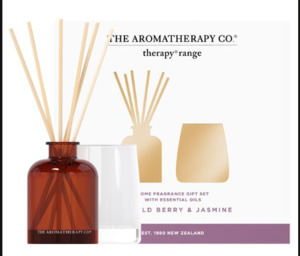 Products: The Aromatherapy Company - Therapy Mini Candle & Diffuser Gift Set - Wild Berry & Jasmine
