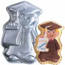 Graduation Party: Graduation Student Cake Tin Hire
