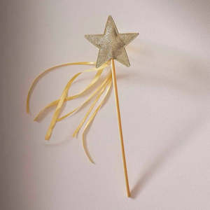 Christmas Accessories: Ginger Ray Gold Star Fairy Wand