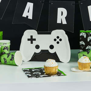 New: Game On! Controller Shaped Plates - 8 Pkt