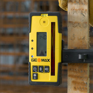 Products: GeoMax ZRD105 Rotating Laser Digital Receiver - BuildMax