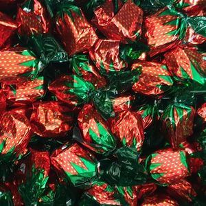 Wrapped: Strawberry Filled 2.5 Kg