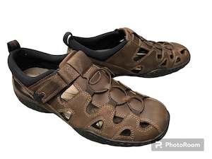 Footwear: Hush Puppies Sentry