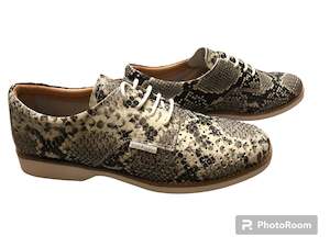 Womens Footwear: Hush Puppies Danae