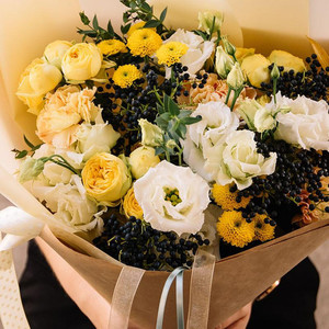 Products: Florist pick Whites and lemons