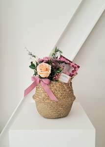 Gift Baskets Gift Boxes Nz: Mother's Day Round Basket | Blooms & Chocolate