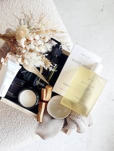 Valentines Gift Boxes Nz: Spoil Her Grand