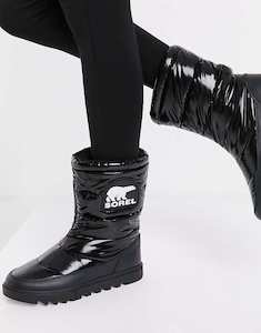 Shoes: SOREL Joan of Arctic Snow Boots - Black Patent NZ10