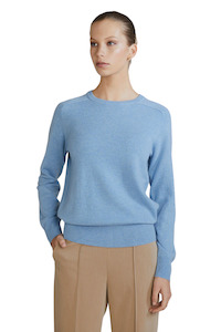 Cashmere: LAING Sam Cashmere Crew - Cornflower SzS
