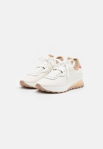 Shoes: SEE BY CHLOÉ Brett Sneakers - White EU41