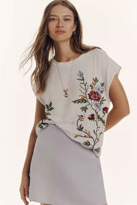 Shirts Tops: ANTHROPOLOGIE Flowers Muscle Tee - White SzM