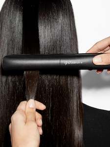 Hair Styling: GHD Platinum+ Hair Straightener in Black